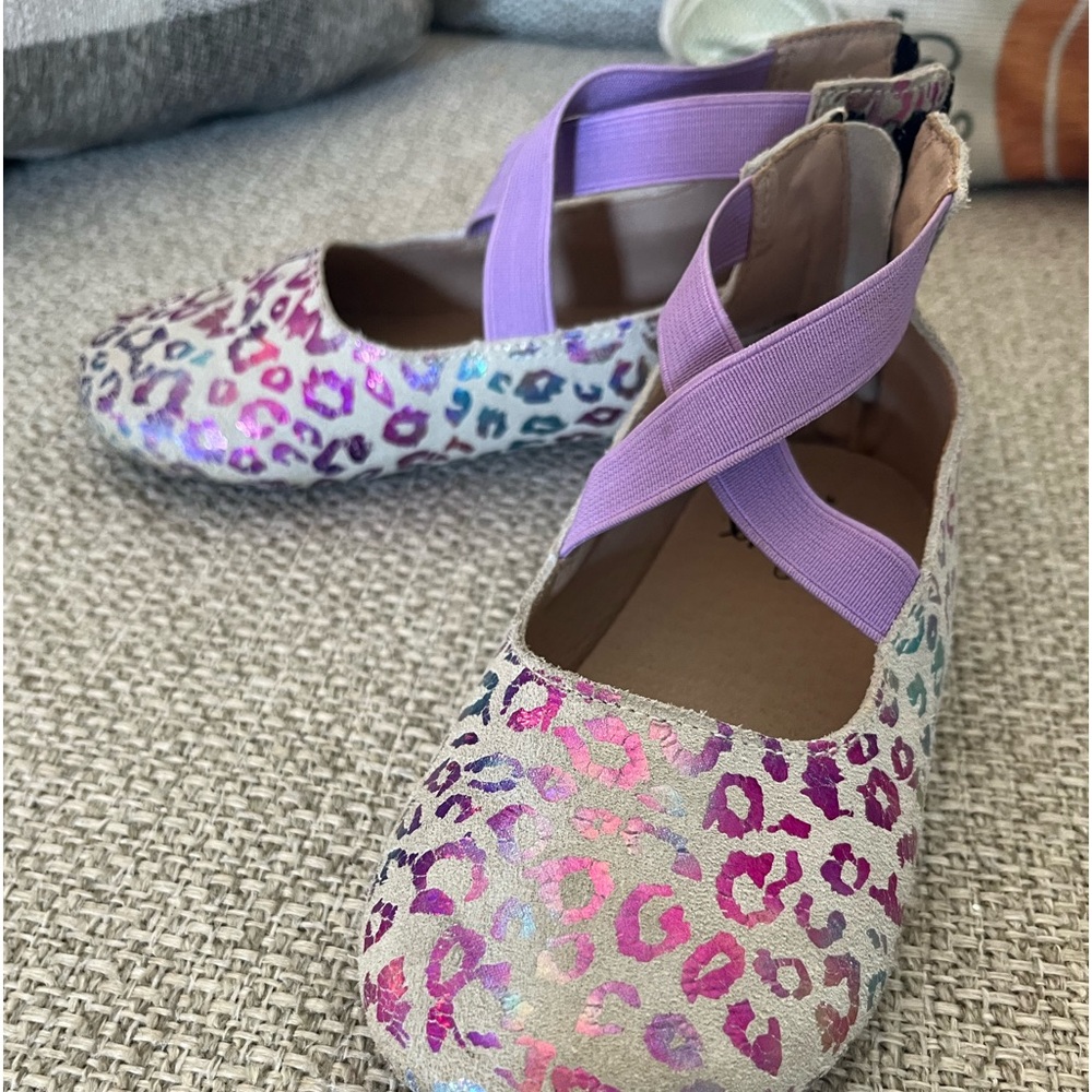 Monkey feet ballet flats